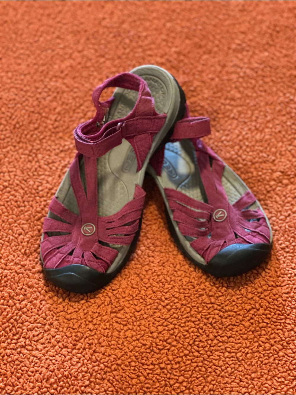 Keens Women's Sandals - Berry